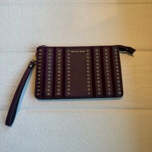 Gorgeous Michael Kors Wristlet